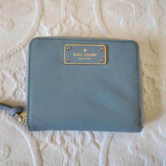 Kate Spade Wallet - Picture 1 of 8